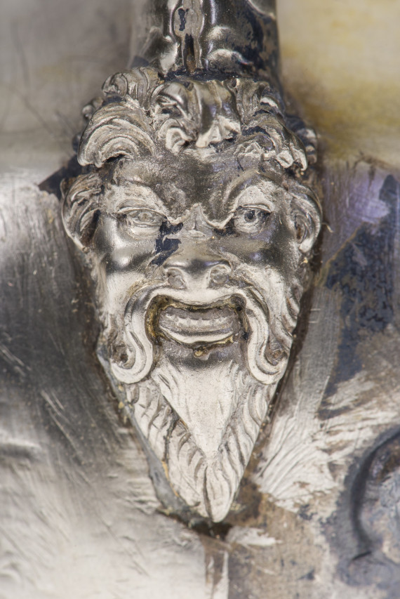 Panskopf. Detail einer Silberkanne